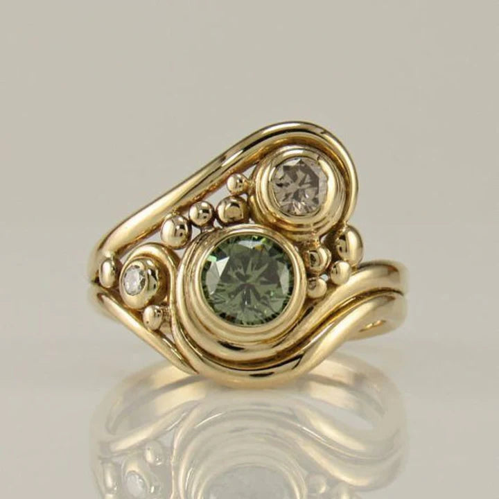 Vintage gouden groene kristallen ring