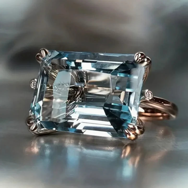 Vintage blauwe zirkonia ring